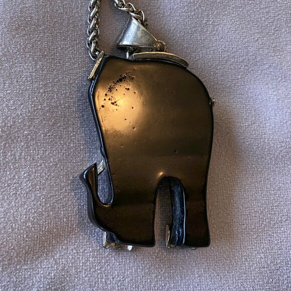 Vintage Elephant Necklace~Lightweight Resin Marcasite Accents 28" Chain - Picture 2 of 6